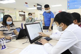 Kiến tạo nền hành chính phục vụ