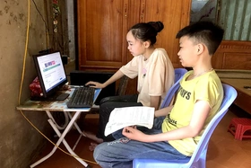 Tam Nông chăm sóc, giáo dục trẻ em