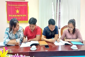 Nâng cao chất lượng sinh hoạt chi bộ