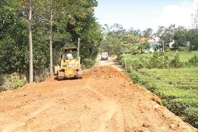 Đẩy nhanh giải phóng mặt bằng các dự án trọng điểm