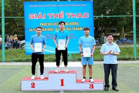 Trao giải đợt I các nội dung thi đấu thể thao tại Lễ hội Đền Hùng năm 2023