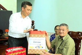 Tích cực chăm lo gia đình chính sách, người có công