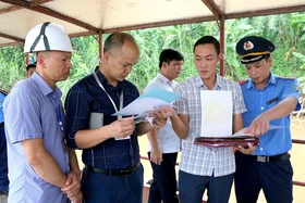 Đảm bảo an toàn bến khách ngang sông