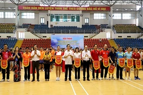 Hội thao kỷ niệm ngày thành lập Đảng bộ Khối Doanh nghiệp tỉnh