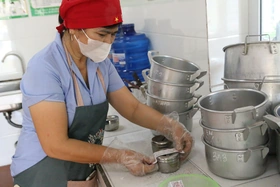 Đảm bảo chất lượng bữa ăn cho trẻ mầm non