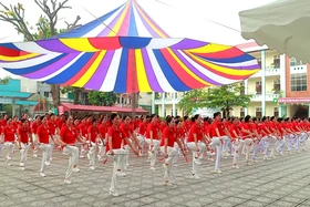 Giao lưu dưỡng sinh văn nghệ người cao tuổi