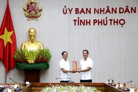 Bộ trưởng Bộ Ngoại giao Bùi Thanh Sơn làm việc tại tỉnh Phú Thọ