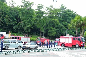 “Giặc lửa” nhiễu nhương - Tiếng chuông lại gióng!