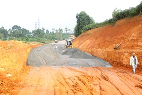 Phù Ninh huy động hơn 250 tỉ đồng xây dựng Nông thôn mới