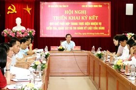 “Tuyệt đối trung thành, đoàn kết, trung thực, liêm khiết, kỷ cương và tận tụy”