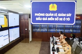 Người trúng phiên đấu giá các biển số siêu đẹp không nộp tiền lấy biển