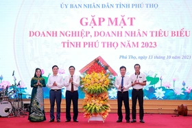Gặp mặt doanh nghiệp, doanh nhân tiêu biểu năm 2023