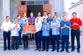 “Cầu nối” nhân đạo vì cộng đồng