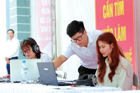 Số hóa thị trường lao động