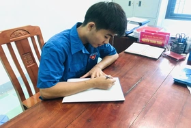 Những lá đơn tình nguyện nhập ngũ