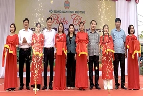 Phiên chợ quảng bá, xúc tiến thương mại, kết nối cung cầu sản phẩm OCOP và nông sản an toàn
