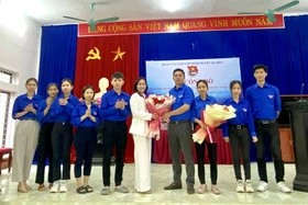 Ra mắt Chi đoàn thanh niên trong khối doanh nghiệp​ tại Hạ Hòa