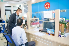 Tiếp tục nâng cao hiệu quả giải quyết thủ tục hành chính, cung cấp dịch vụ công