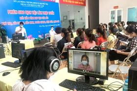 Trên 1.400 lao động tham gia phiên giao dịch việc làm trực tuyến