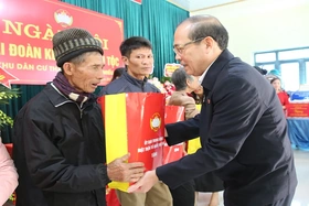 Phó Chủ tịch Ủy ban Trung ương MTTQ Việt Nam dự Ngày hội Đại đoàn kết tại khu dân cư Thanh Hà