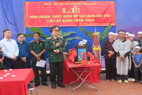 Lễ truy điệu và an táng hài cốt liệt sĩ