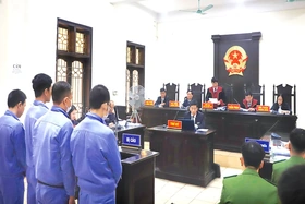 “Mặc định” ý thức thượng tôn pháp luật