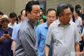 Tập trung khắc phục hậu quả, khẩn trương điều tra nguyên nhân vụ cháy ở phố Trung Kính, Hà Nội