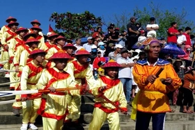 Giữ lửa nghệ thuật truyền thống hát múa Bả trạo ở Quảng Ngãi