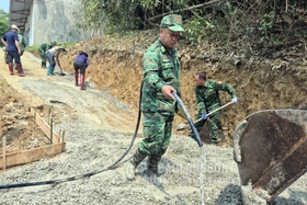 Giúp dân bằng cả tấm lòng