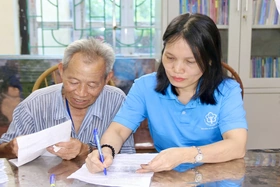 Triển khai thanh toán không dùng tiền mặt trong chi trả lương hưu, trợ cấp BHXH