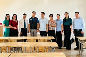 Tổ chức GPI/Hàn Quốc trao tặng trang thiết bị phòng học cho trường Tiểu học Phú Lộc