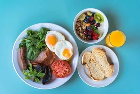 Những thói quen ăn uống khiến bạn suy nhược cơ thể