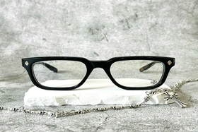 Kính mắt S - Thương hiệu phân phối kính Chrome Hearts chính hãng tại Việt Nam