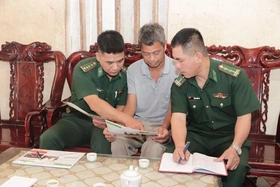 Xây thế trận lòng dân vững chắc trên biên giới