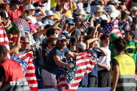 Hoạt động kinh doanh của Eurozone mở rộng nhanh chóng nhờ Olympic Paris