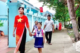 Trường Sa rộn ràng khai giảng năm học mới