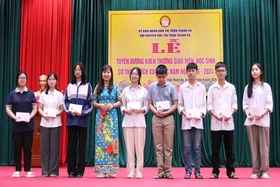 Thanh Ba xây dựng xã hội học tập