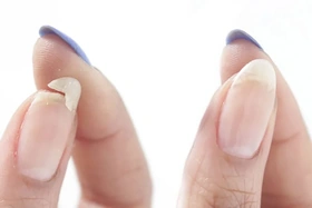 Cách chăm sóc móng tay mùa hanh khô