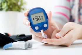 8 lợi ích sức khỏe bất ngờ khi sử dụng giấm táo