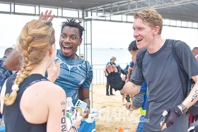 Nhộn nhịp du khách quốc tế đến Phú Quốc