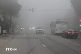 Thời tiết ngày 22/1: Bắc Bộ và Trung Bộ mưa nhỏ, trời nhiều sương mù