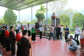 Khảo sát, tuyên  truyền, quảng bá du lịch huyện Yên Lập