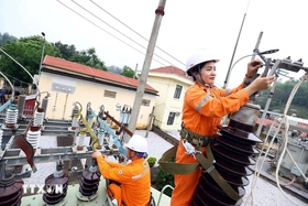 Mức giá bán lẻ điện bình quân tối đa là 2.444,09 đồng/kWh