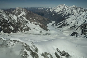 Các nhà khoa học Nga cảnh báo sông băng Spitsbergen đang tan nhanh