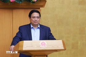 Thủ tướng: Hoàn thiện thể chế, giải phóng toàn bộ sức sản xuất của đất nước