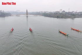 Sôi nổi Giải Bơi chải thành phố Việt Trì mở rộng năm 2025