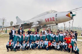 Giáo dục truyền thống yêu nước trong học sinh