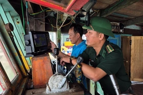 Đồng hành cùng ngư dân miền Trung trên hải trình bám biển, vươn khơi