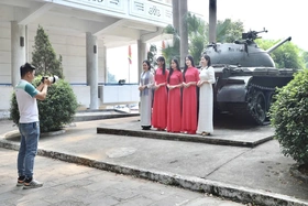 Dịch vụ “lưu giữ kỷ niệm” vào mùa