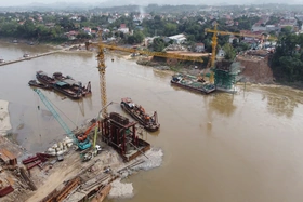 “Đua thời gian” trên những công trình trọng điểm